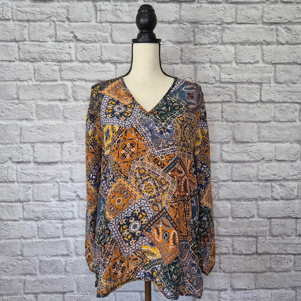 Tolani Simone Mosaic Patchwork V-Neck Tunic Blouse Top Boho 100% silk Size L - Picture 2 of 11